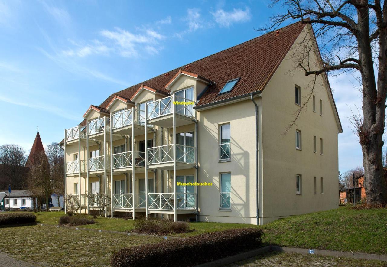 Appartement Am Yachthafen Poel Extérieur photo